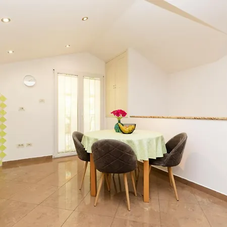 Emma Apartament *