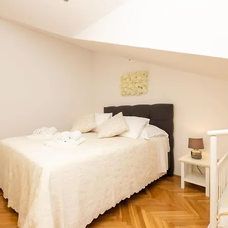 Apartament Emma *
