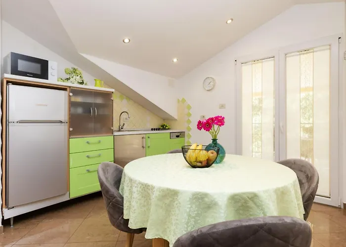 Emma Apartmán